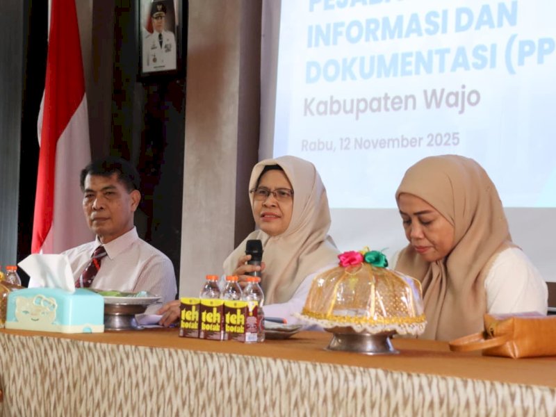 Sekretaris Daerah (Sekda) Kabupaten Wajo Armayani membuka kegiatan Pejabat Pengelola Informasi dan Dokumentasi (PPID). 