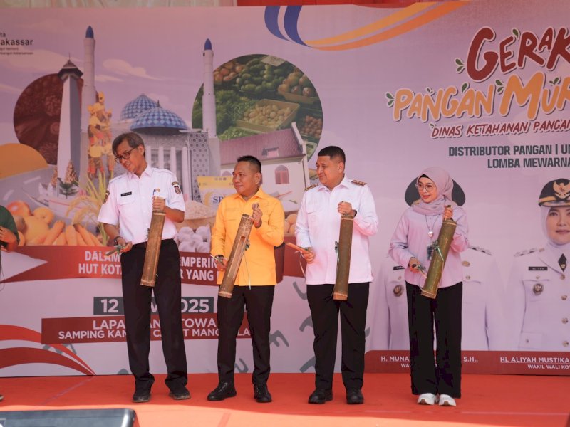 Wali Kota Makassar, Munafri Arifuddin, menghadiri kegiatan Gerakan Pangan Murah yang digelar di Kecamatan Manggala. 