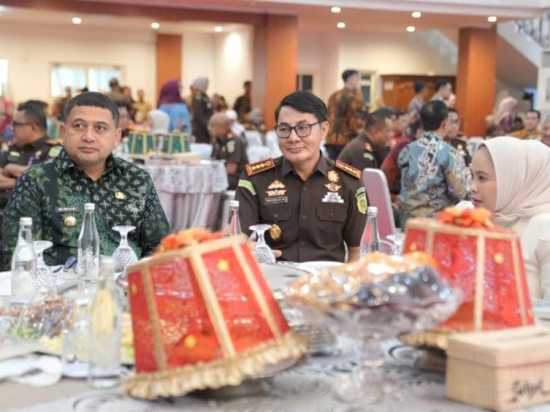 Wali Kota Makassar Munafri Arifuddin, turut menghadiri penandatanganan Nota Kesepahaman dan Perjanjian Kerja Sama antara Kejaksaan Tinggi Sulsel. 