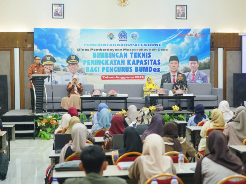 Bimtek Peningkatan Kapasitas Pengurus BUMDes 2025 se-Kabupaten Bone. 