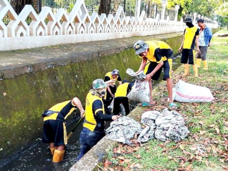Dinas PU Makassar akan Kebut Pengerukan Drainase Jelang Musim Hujan