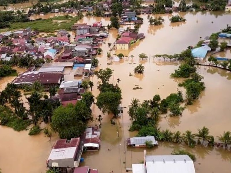 Prabowo Instruksikan Penanganan Cepat Bencana Banjir-Longsor Sumatera