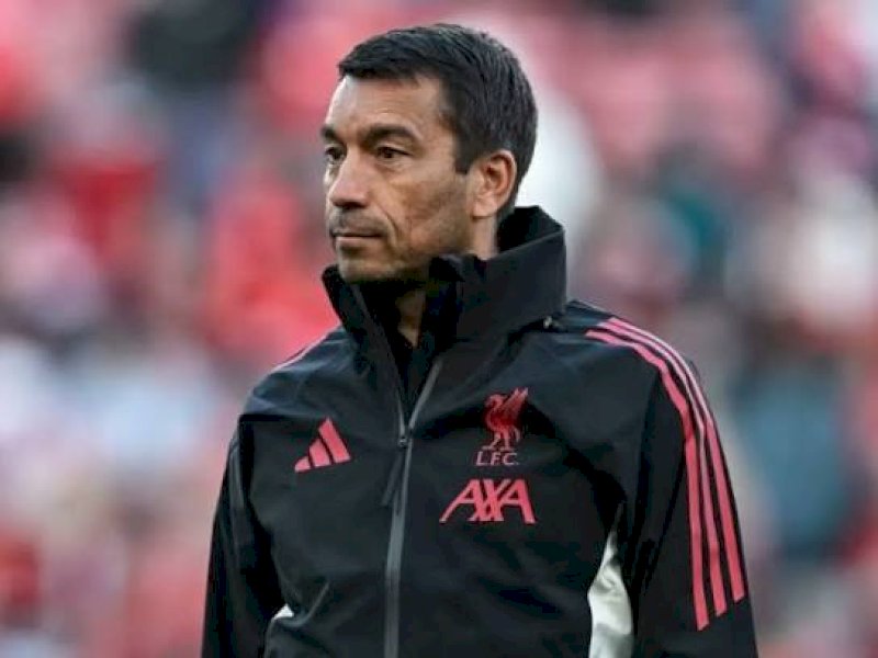 Giovanni van Bronckhorst.
