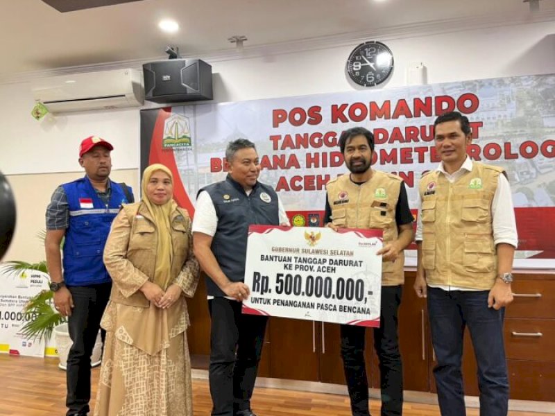 Gubernur Aceh Muzakir Manaf Terima Bantuan Pemprov Sulsel Rp500 Juta