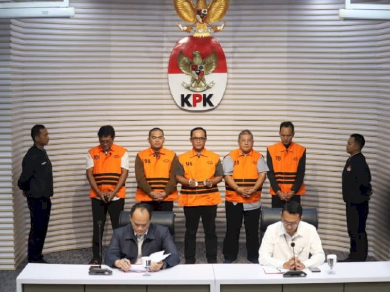 Bupati Lampung Tengah Ditetapkan  Tersangka, Terima Suap Rp5,7 Miliar