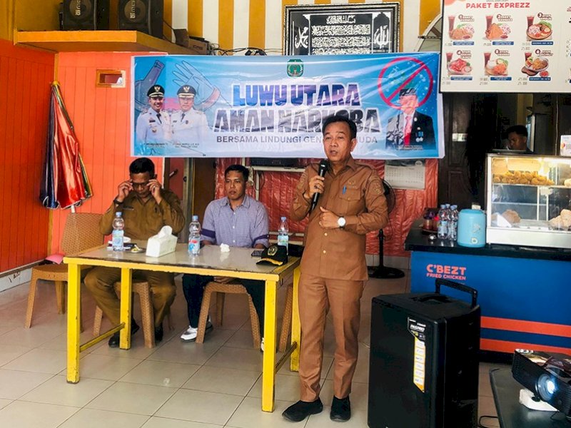 Badan Kesbangpol Luwu Utara bekerja sama Satuan Narkoba Polres Luwu Utara menggelar Sosialisasi Luwu Utara Aman Narkoba. 