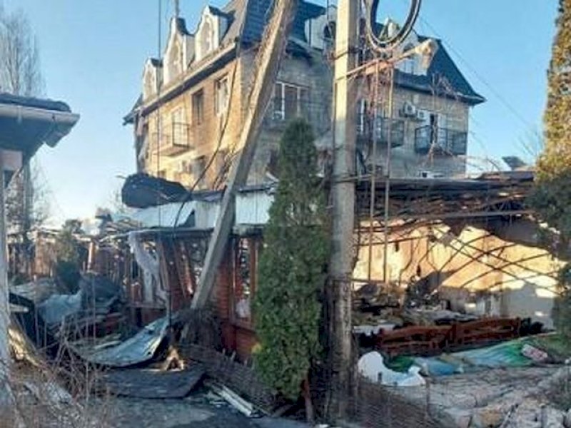 Kafe yang dihantam drone dan menewaskan 24 orang di Rusia. (int) 