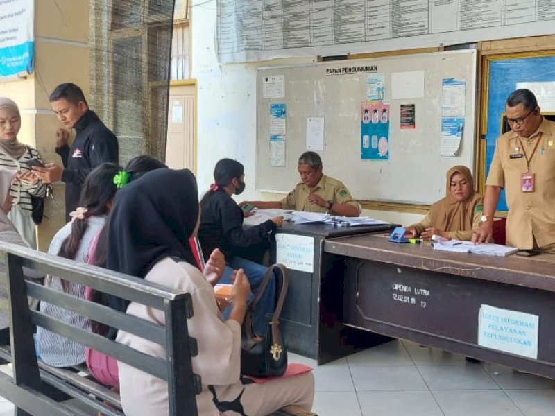 Disdukcapil Lutra Imbau Warga yang Sudah Berusia 17 Tahun Lakukan Perekaman KTP