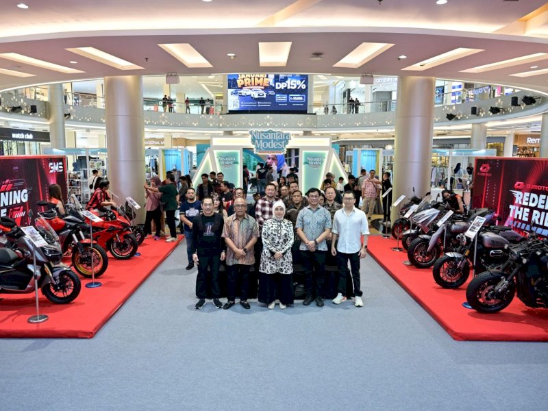 Wawali Aliyah Resmikan Showroom QJ Motor Makassar 