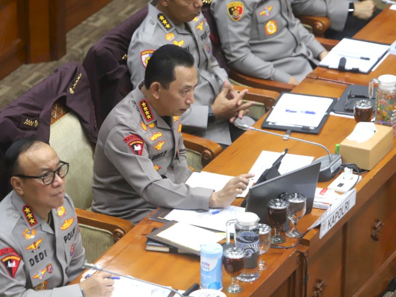 Rapat Polri dengan Komisi III di Gedung DPR RI. (int) 