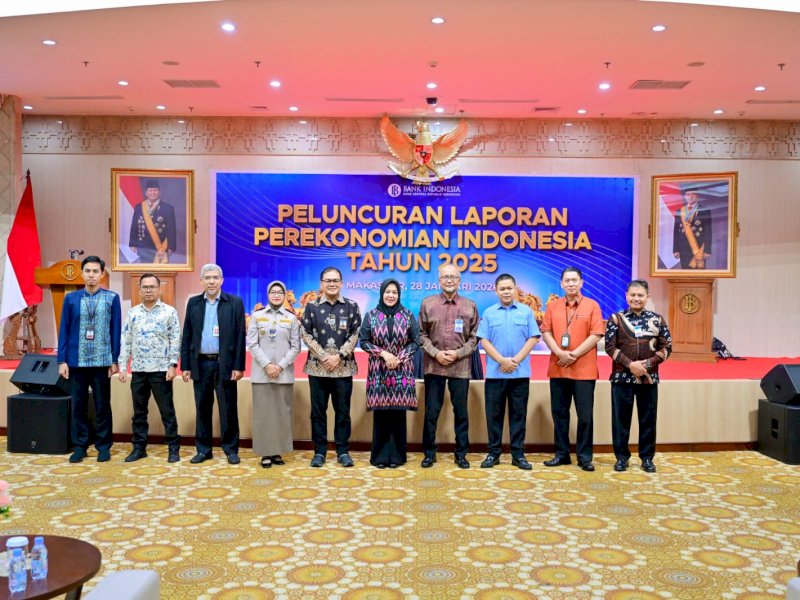 Wakil Gubernur Sulawesi Selatan Fatmawati Rusdi, menghadiri Peluncuran Laporan Perekonomian Indonesia (LPI) Tahun 2025 di Baruga Phinisi Kantor Perwakilan Bank Indonesia Sulawesi Selatan, Makassar. 
