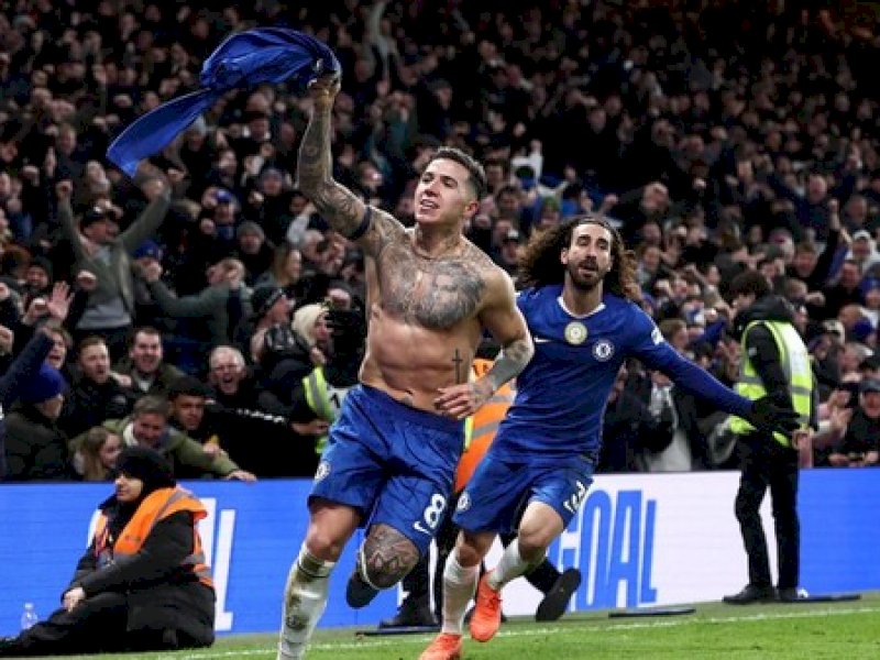 Pemain Chelsea merayakan gol ke gawang West Ham. (int) 