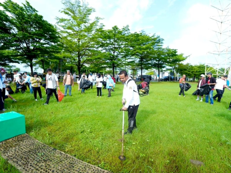 Implementasikan Gerakan ASRI, Gubernur Sudirman Gelar Anti Mager-Korve di Makassar 