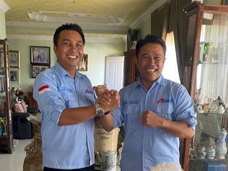 Bupati Andi Abdullah Rahim dan Wabup Jumail Mappile. 