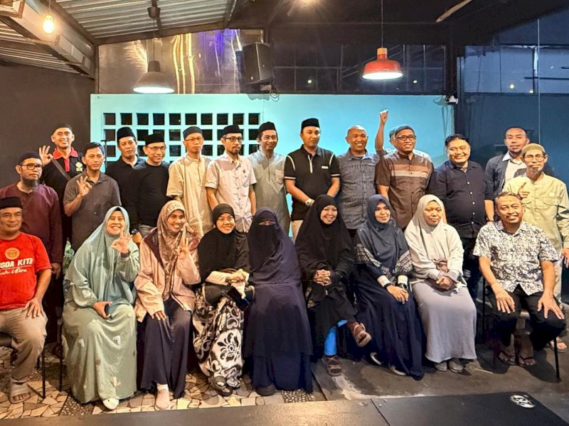 Bupati Lutra Andi Rahim Buka Puasa Bersama Alumni Teknik Unhas Angkatan 96 