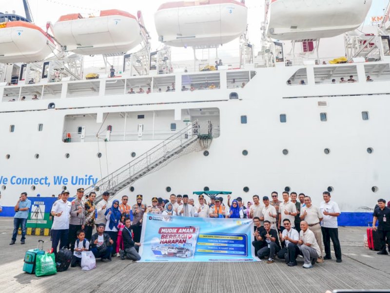 Gubernur Sudirman Lepas 500 Pemudik Program Mudik PLN dari Pelabuhan Makassar