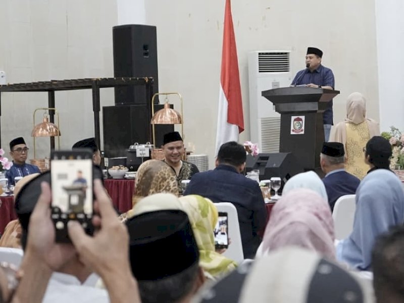Appi Bicara Mutu Pendidikan di Acara Buka Puasa Bersama Alumni SMADA Makassar 