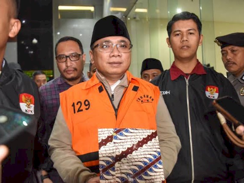Yaqut Cholil Tahanan Rumah, KPK Banjir Kritik 