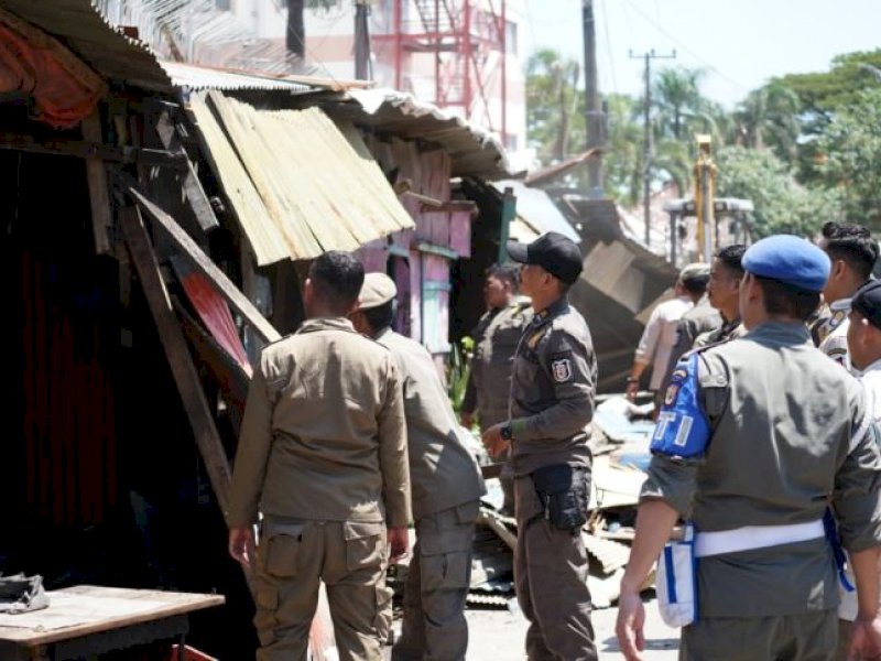 20 Lapak PKL Ditertibkan di Jalan Kalimantan, Appi Janjikan Relokasi