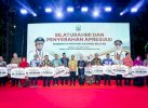 Gubernur Sudirman Beri Penghargaan kepada Kepala Daerah-Kades dan Pelajar Berprestasi