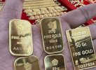 Sempat Tembus Rp2 Juta per Gram, Harga Emas Hari ini Melorot 