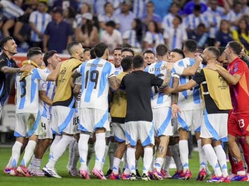 Argentina merayakan kemenangan atas Ekuador. (int) 
