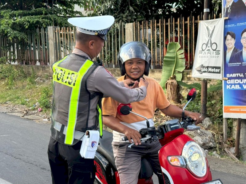Tekan Laka dan Pelanggaran, Satlantas Polres Wajo Amankan Sejumlah Titik Rawan di Sengkang