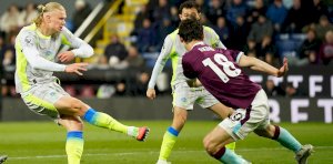 LIGA INGGRIS: Tundukkan Burnley 1-0, Manchester City Rebut Puncak Klasemen