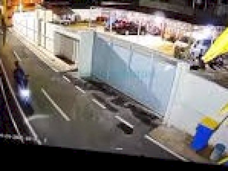 Pria Bersenjata Parang Datangi Rumah Wali Kota Palopo, Mengumpat-Gedor Pagar