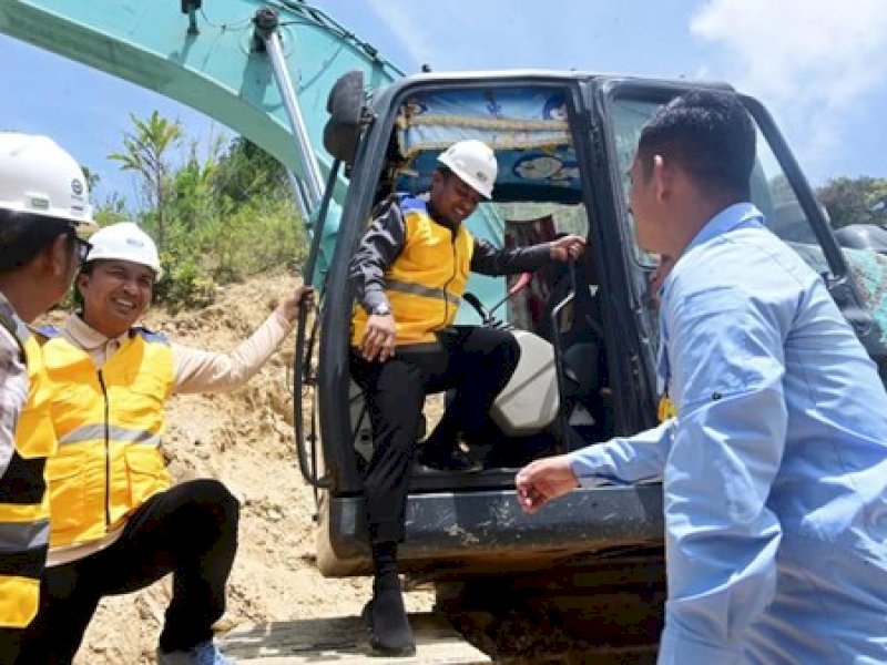 Groundbreaking Ruas Sabbang-Tallang, Sudirman: Buka Konektivitas Seko Luwu Utara