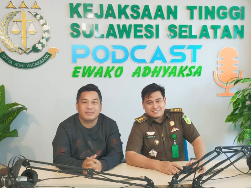 Muhammad Ansar (kiri) 