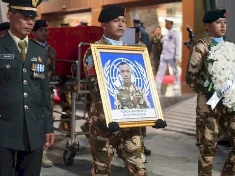 Jenazah Kopda Rico Tiba di Tanah Air, Disambut Panglima TNI