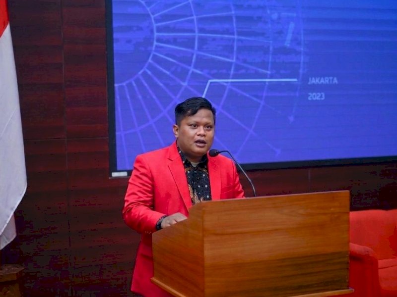 Riyanto Pratama, Ketua Bidang Ekonomi GMNI. 