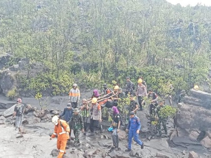 Tim SAR Temukan 2 Jenazah Terakhir Korban Erupsi Gunung Dukono 