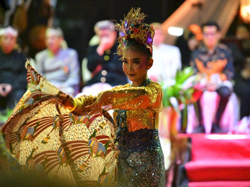 Kirab Budaya Cirebon: Putri Cantik yang Memukau hingga Binaraga Jebor Jatiwangi