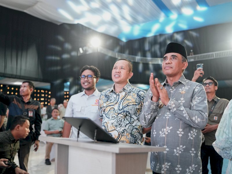 Gubernur Sulawesi Tengah Anwar Hafid resmi meluncurkan logo, maskot, dan jingle Pekan Olahraga Provinsi (Porprov) X Sulawesi Tengah Tahun 2026 di Gedung Serbaguna Ahmad Hadie, Kelurahan Matano, Bungku Tengah, Rabu malam (12/5/2026).