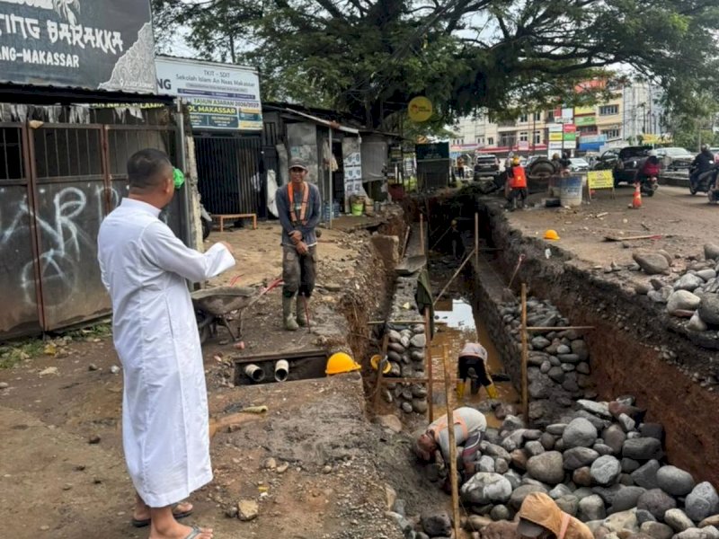 Gubernur Sudirman Tinjau Progres Proyek Jalan Hertasning: Sentuh 64%