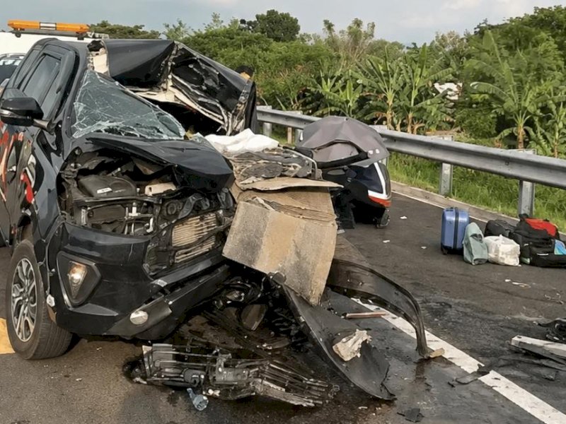 Mobil Anggota DPR Gus Hilman Tabrakan di Tol Pasuruan, 2 Stafnya Tewas