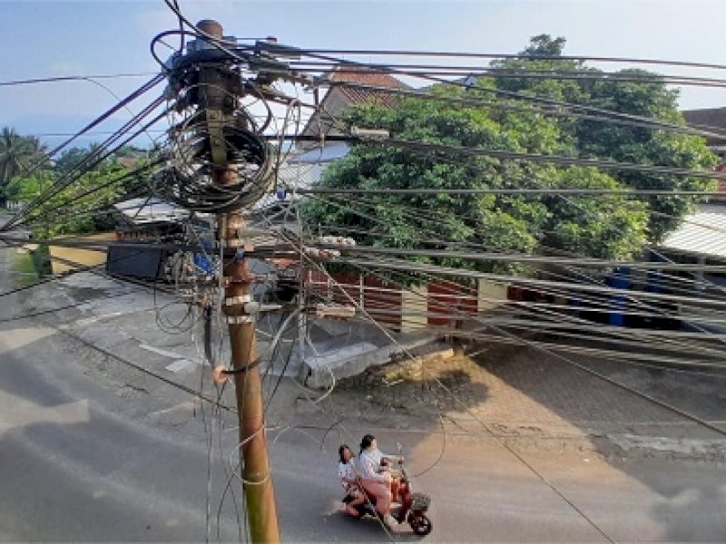 Kabel Telekomunikasi Semrawut, Pemkab Sumedang akan Lakukan Penertiban 