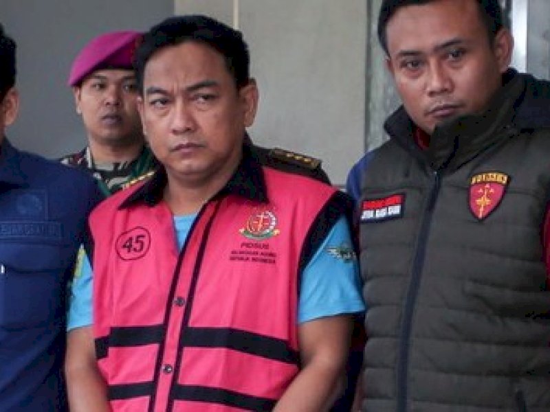 Hery Susanto (tengah) 
