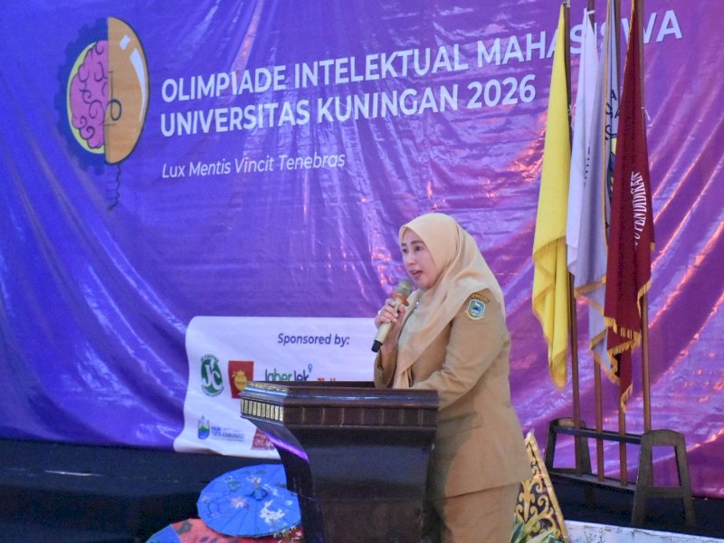 Wakil Bupati Kuningan Tuti Andriani secara resmi membuka Olimpiade Intelektual Mahasiswa (OIM) Universitas Kuningan 2026 di Gedung Student Centre Iman Hidayat. 