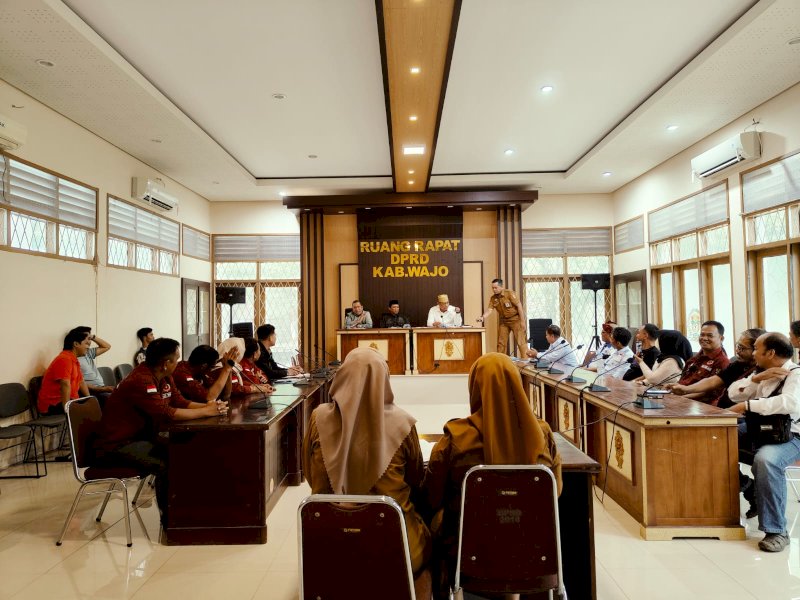 Ngadu ke DPRD, Formada Soroti Alokasi Anggaran Media Terpusat di Humas Pemkab Wajo