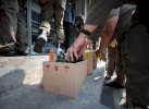 Satpol PP Segel 4 Kios Miras Ilegal di  Leuwipanjang-Moch Toha Bandung 