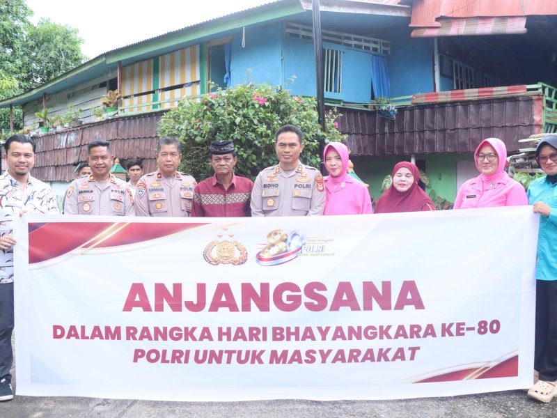 Sambut HUT Bhayangkara, Kapolres Wajo Anjangsana ke Purnawirawan