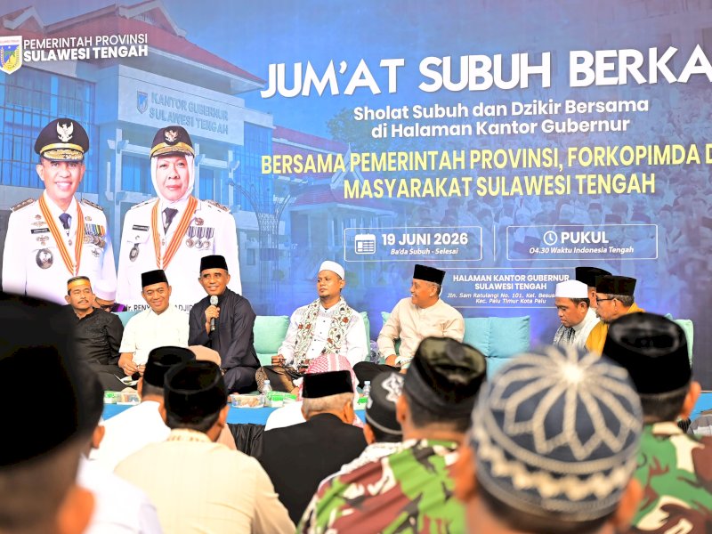 Pemprov Sulteng Gelar Jumat Subuh Berkah dan Dzikir, Dipadati Ribuan Jemaah