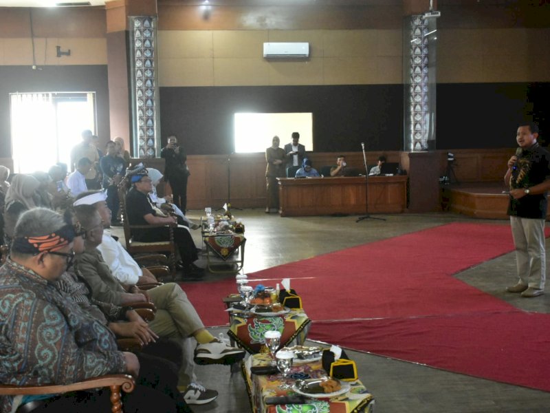 Dari Forum Diskusi Ekonomi: Bupati Doni Harap Iklim Investasi di Sumedang Kian Kompetitif 