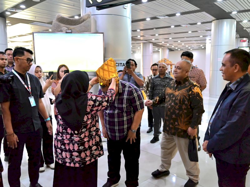 Wakil Gubernur Sulawesi Tengah Reny A. Lamadjido menyambut Rombongan Badan Pemeriksa Keuangan Republik Indonesia (BPK RI) di Bandara Internasional Mutiara SIS Al-Jufri Palu. 
