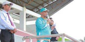 Lepas Kontingen Porsenijar PGRI, ini Pesan Wabup Wajo 