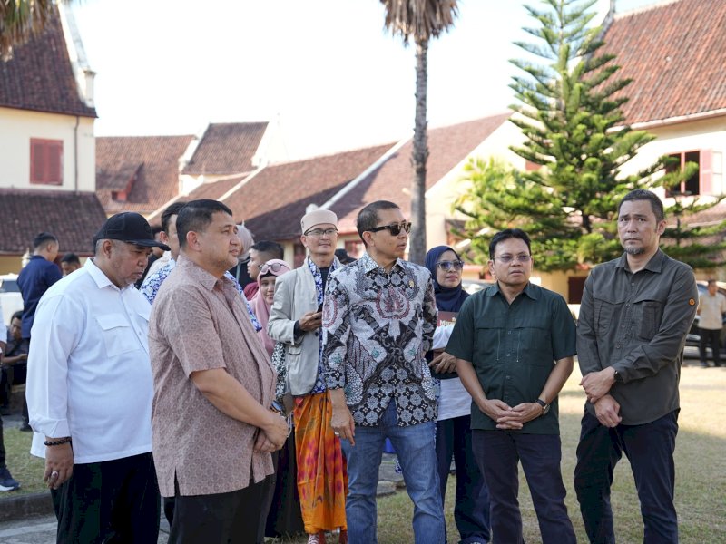 Tinjau Benteng Rotterdam, Menbud Fadly Zon Ungkap Rencana Revitalisasi  