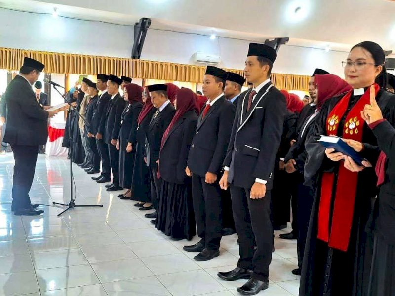 Lantik 41 Kepsek, Bupati Tolitoli: Junjung Tinggi Integritas